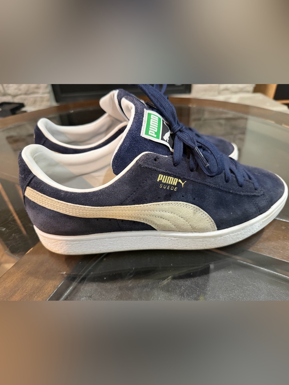 PUMA Suede Classic XXI Sneakers in the popular Peacoat/Puma White. Size 10.5